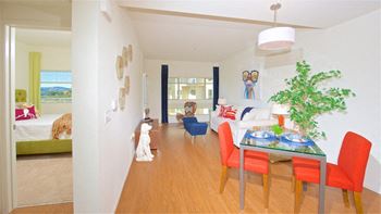 Defined dining space